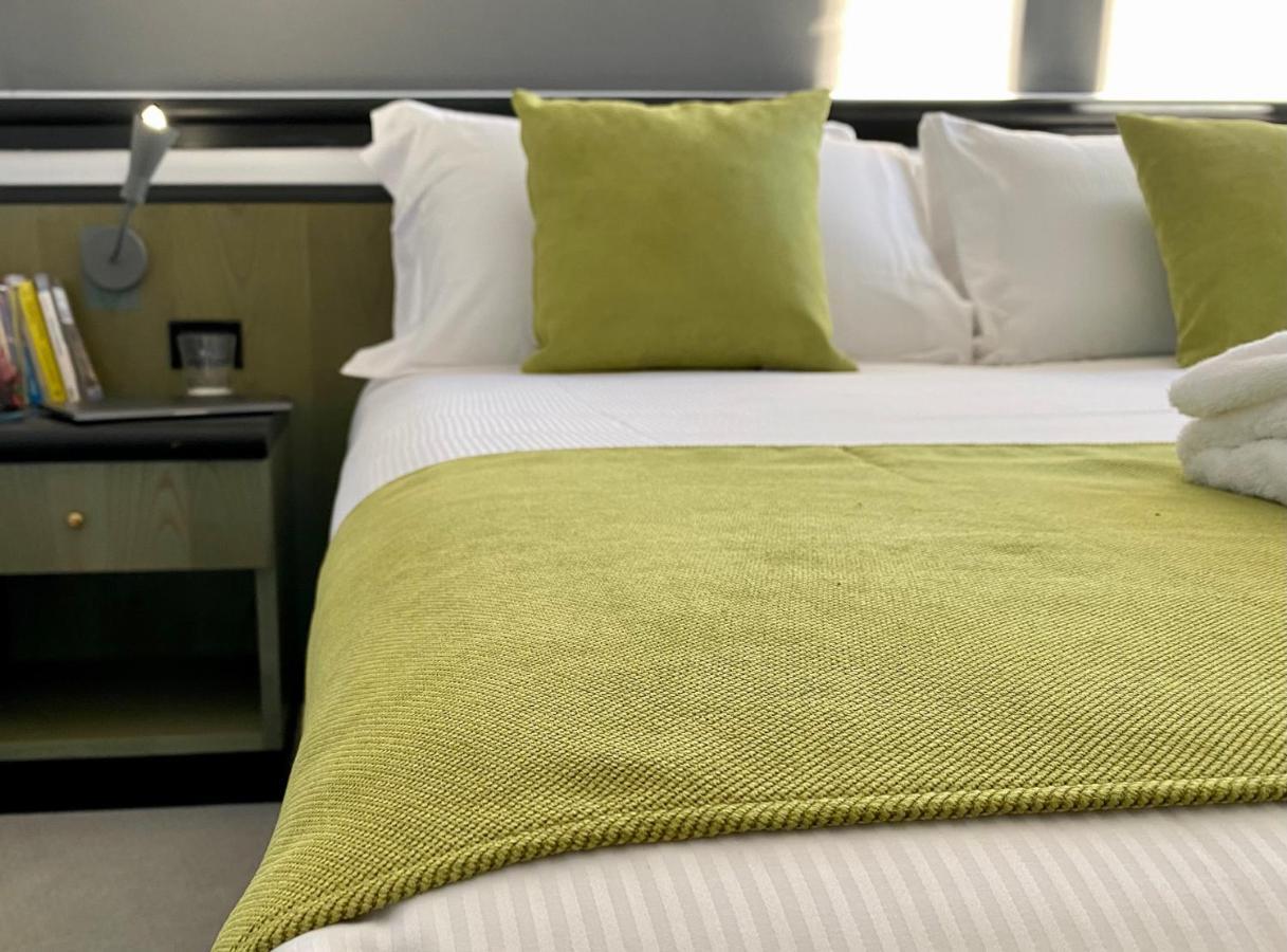 Hotel Gardenia Fiera Cermenate Luaran gambar